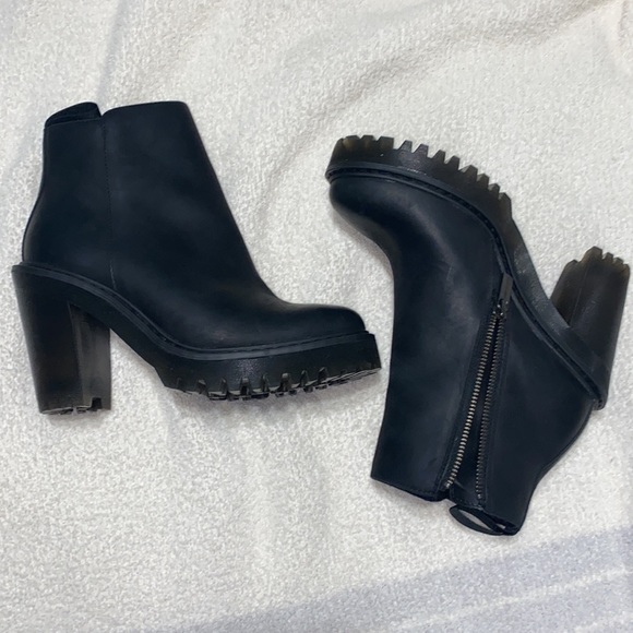 Dr. Martens booties - Picture 5 of 9